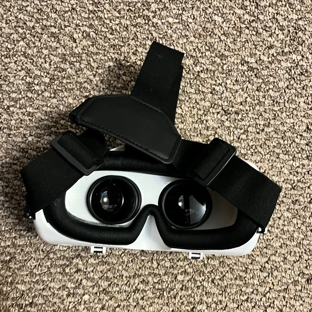 White and Black Virtual Reality Headset